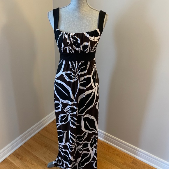 Laura Dress - NWOT - Picture 4 of 8